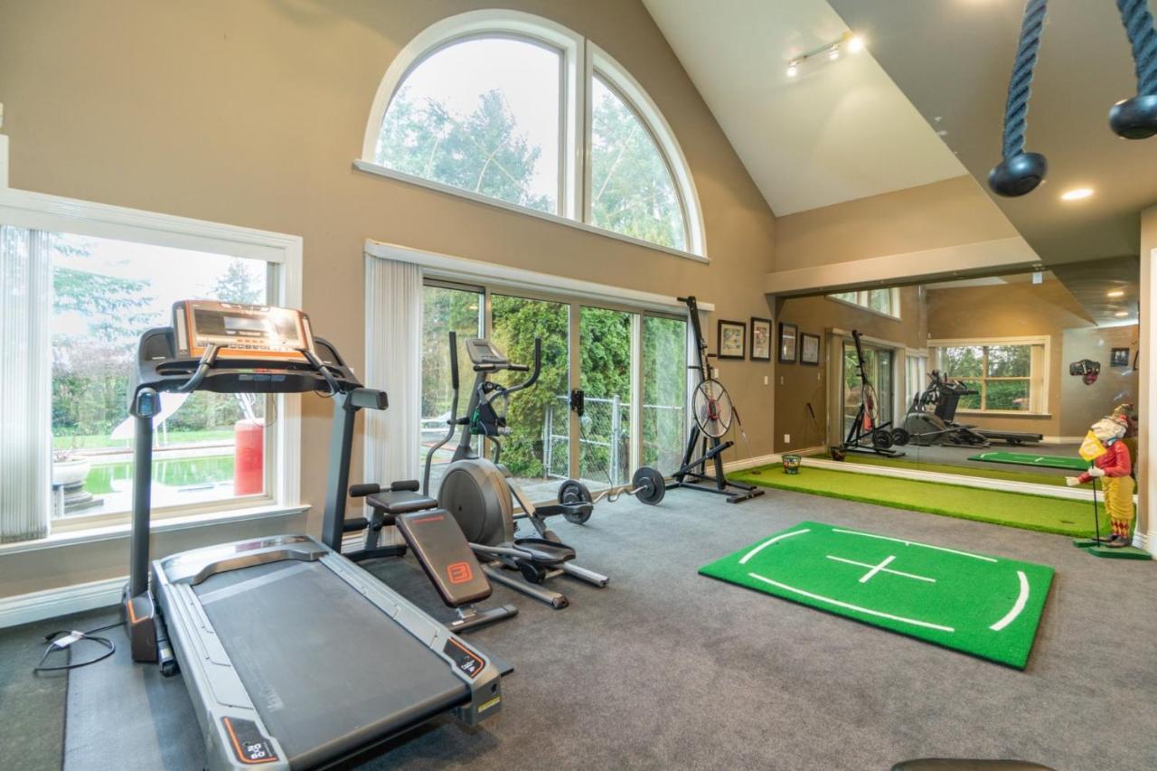 Cedar Manor Bed And Breakfast Pitt Meadows Esterno foto